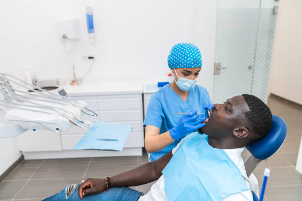 Best Emergency Tooth Extraction in Colfax, IL